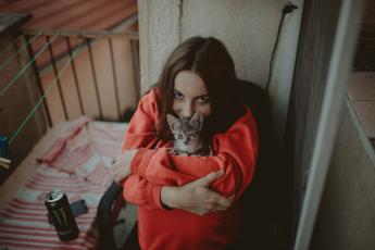88% россиян не готовы расстаться с кошкой по рекомендации врача